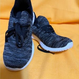 Athletic Works Black and White Memory Foam Sneakers